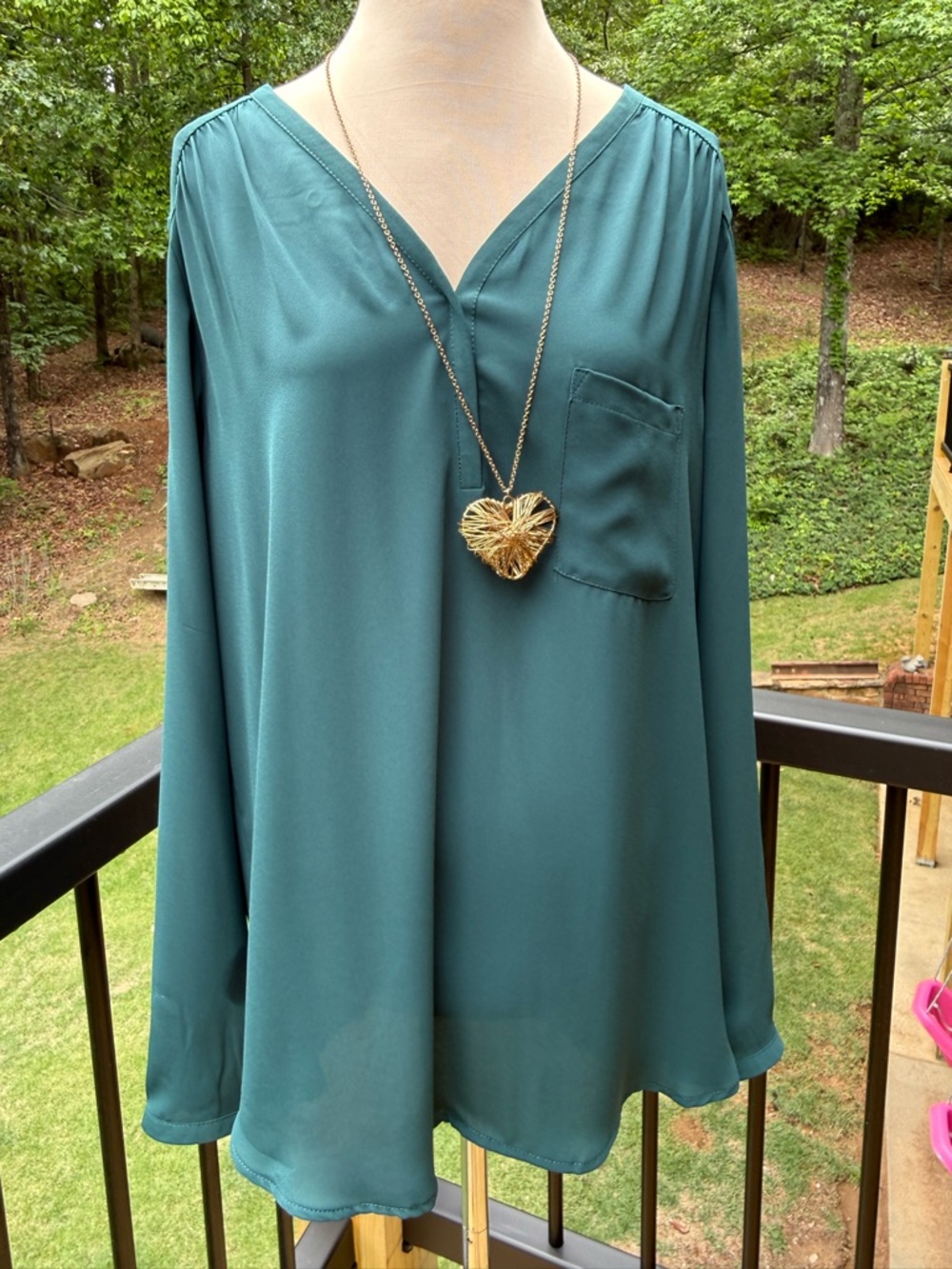 Pleione Forest Green Blouse XL NWT V-Neck Long Sleeve Flowy Top